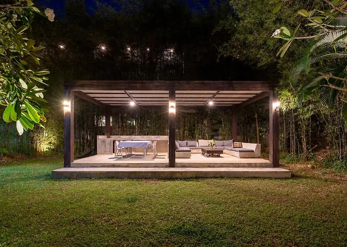 Isara Khao Lak